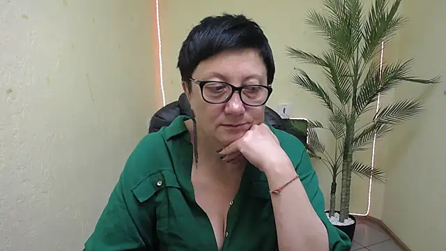 EmilyL0ve webcam