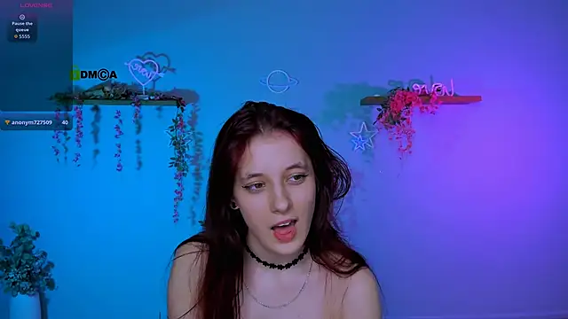 nami_glow webcam