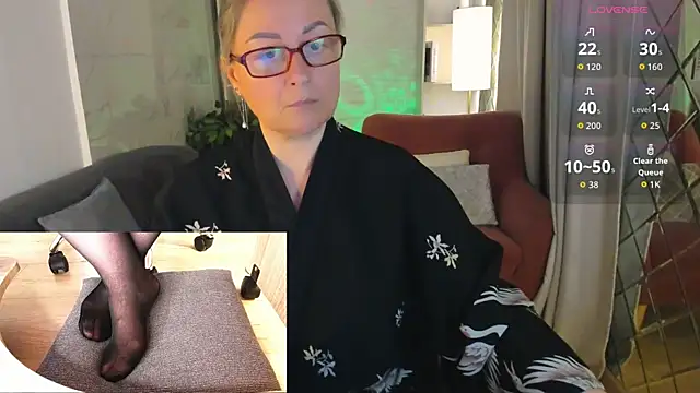 Alexandra_Kind webcam