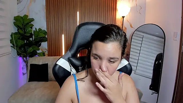 Ela_Maxwell_ webcam