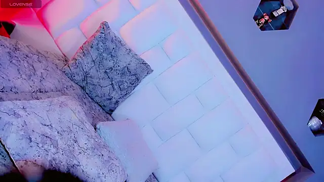 Kisses_Sophia webcam