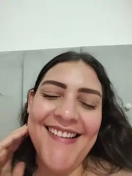 Mia_Hampton webcam