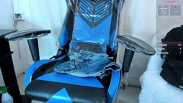 Cleopatra_Trans webcam