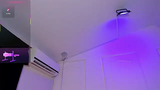 bigboobs_violeta webcam