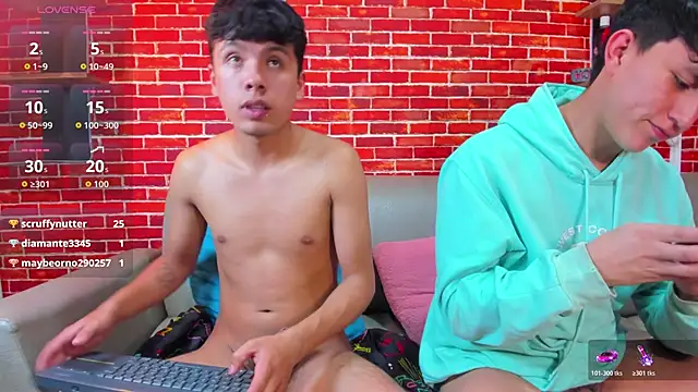 Hoot_boyss_ webcam
