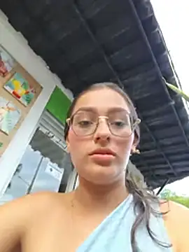 Ary-18 Live Webcam on Stripchat