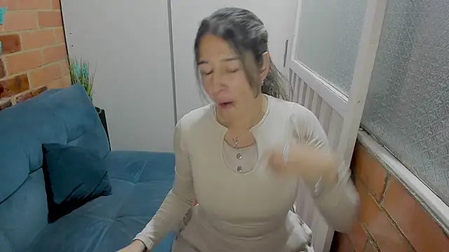 Penelope47 webcam