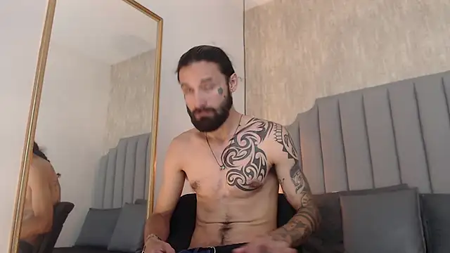 Hisoka_011 webcam