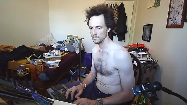 JohnnyMoves