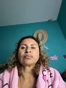 SheraHadee webcam