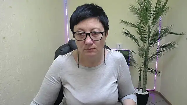 EmilyL0ve webcam
