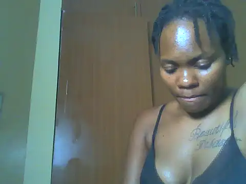 sexyebony13 webcam