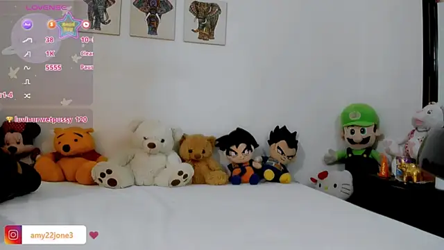 Amy_jones77 webcam