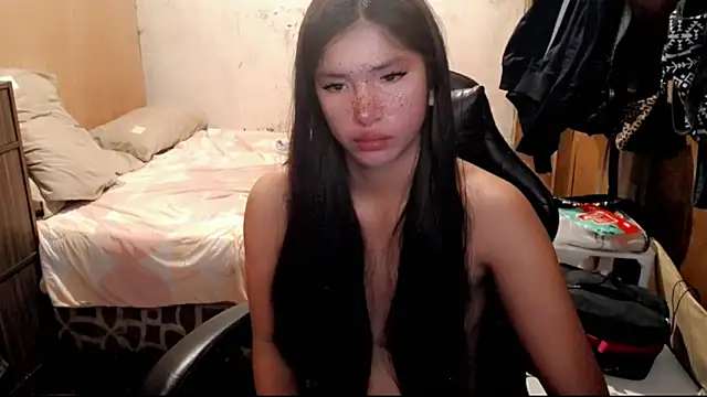 yanaleciousxx (T young) - play and cum with and reach my goal