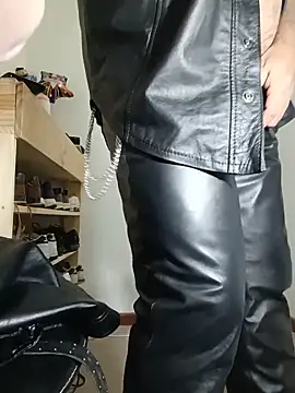 Andrex_Leather