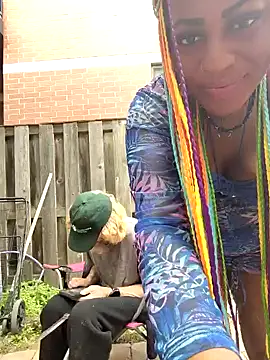 AmazonianMistress webcam