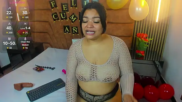 Lara_Seduce webcam