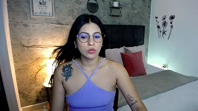 isa_cruzx webcam