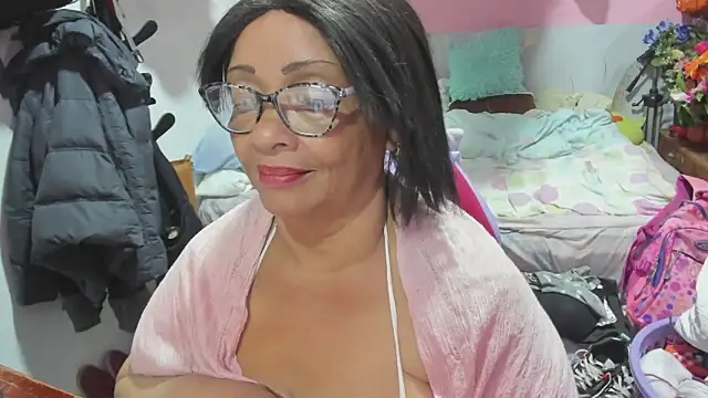 Mrs_mommy_ webcam