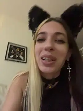 StonerWitch6 webcam