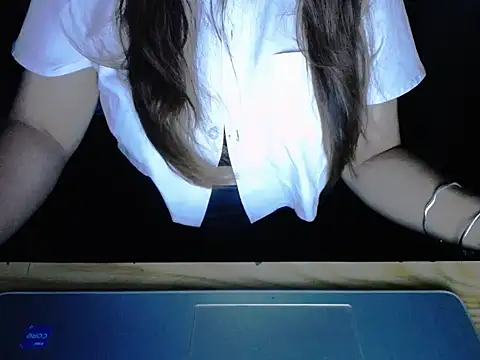 maian_love webcam