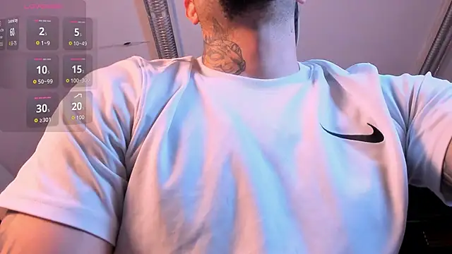 NICK_OWEEN26 webcam