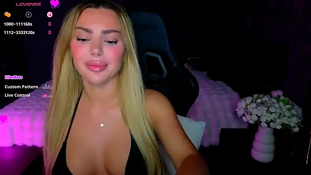 Ayla__Demir webcam