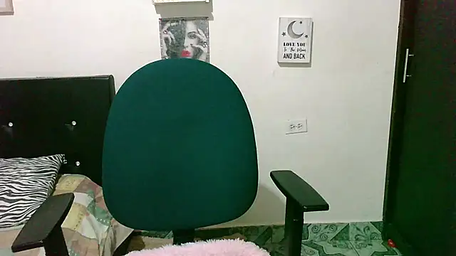 zaray_bella webcam