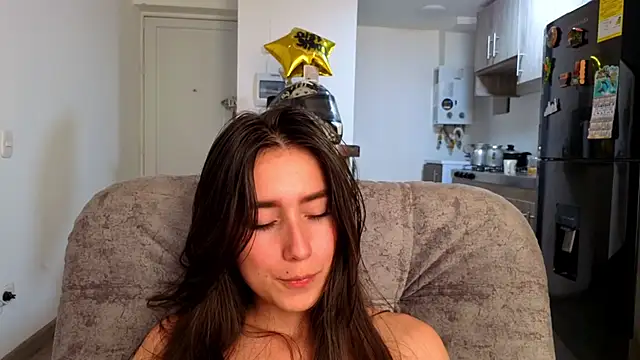 Adhara_Kitten webcam