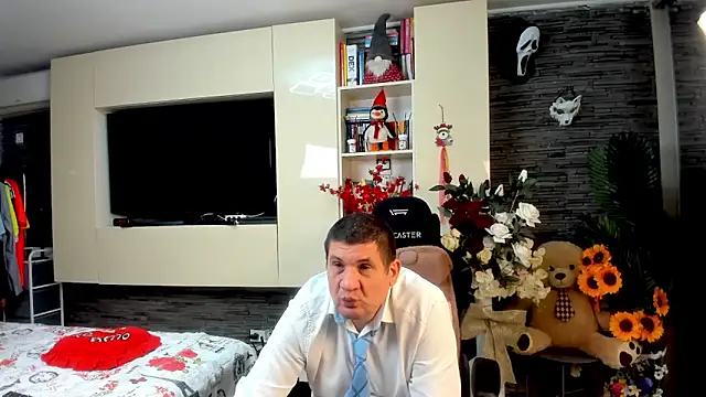 SpartacusDaddy48 webcam