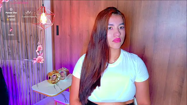 Victoria_Rous webcam