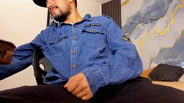 tommy_badboyy webcam
