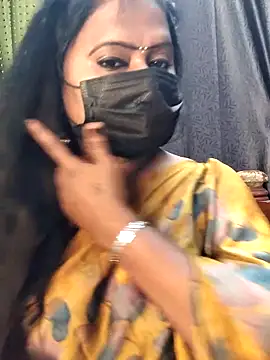Meera_mia webcam