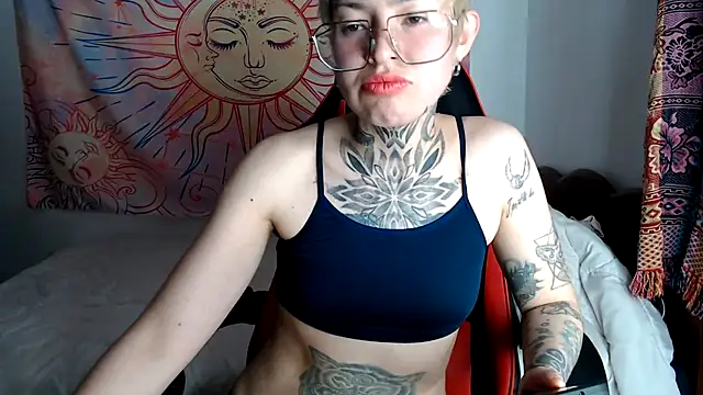 ArrangedFoot webcam