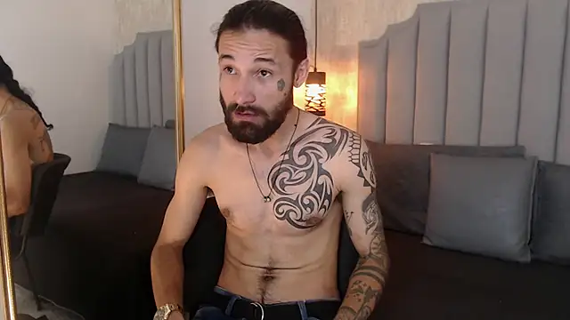 Hisoka_011 webcam
