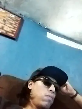 AlexAlejandro13
