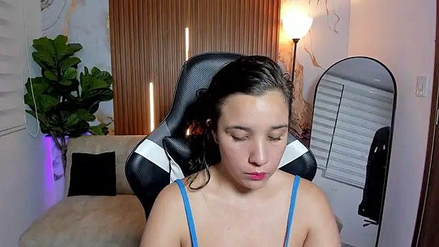Ela_Maxwell_ webcam