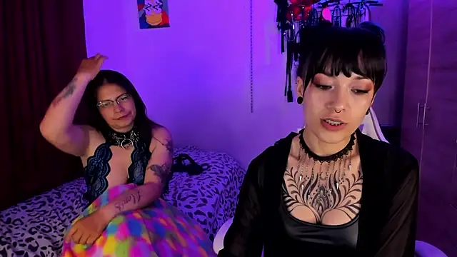 dungeongirls webcam