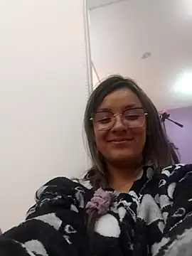 CynthiaMore webcam