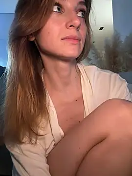 -AngelAri-