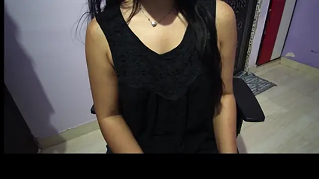BabyNaina webcam