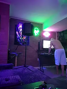 chronic_vibez webcam