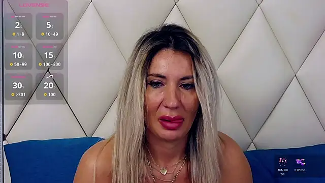GinaBear webcam