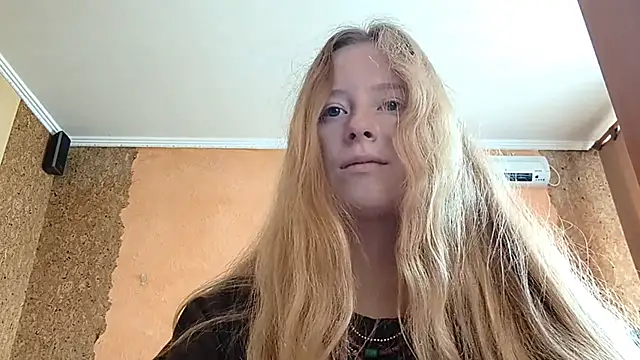 KateVibe_01 webcam
