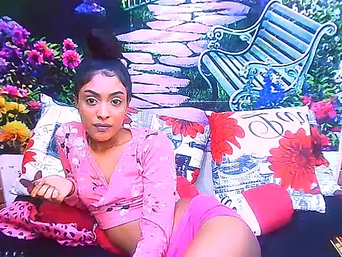 IndianPretty14u2Luv webcam