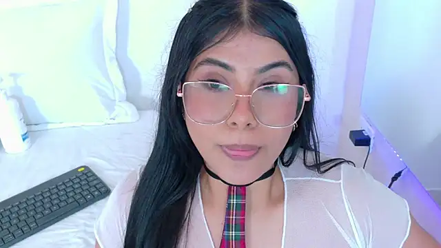 VioletBloomm live sex cam