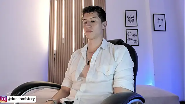 Dorianmistery2322_ webcam