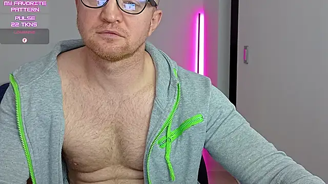 kevintyler69 - Kevintyler69's free webcam - UK Sex Cams