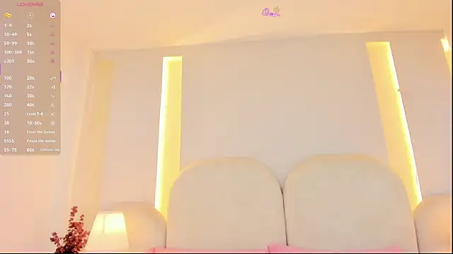 SalomeeBell webcam