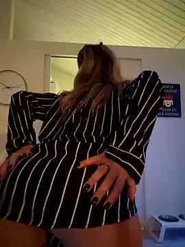 CelynaRoss webcam